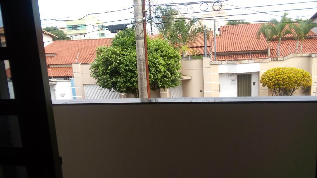 Suites Economy 乌贝兰迪亚 外观 照片